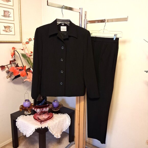 Preowned Haggar 2 Piece Lined Blazer & Pant Set Black Women Suit Jackets 10 - Picture 2 of 16